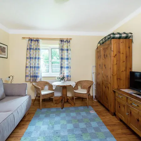 Charming In With Balcony Apartment *