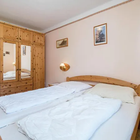 Charming In With Balcony Apartment *
