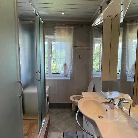 Charming In With Balcony Apartman *